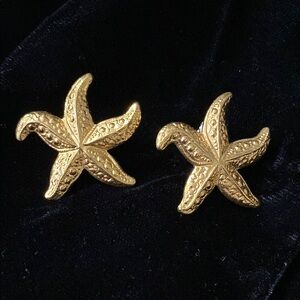 Gold Tone Starfish Stud Earrings Nature-Inspired Jewelry